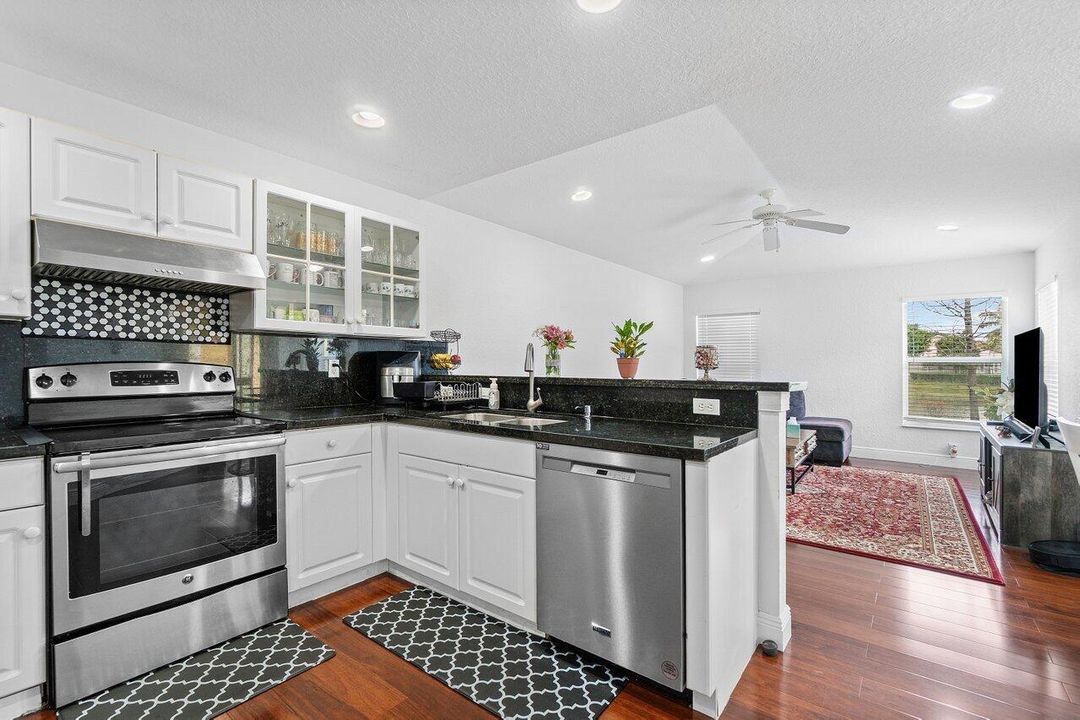 Active With Contract: $3,500 (4 beds, 3 baths, 2208 Square Feet)