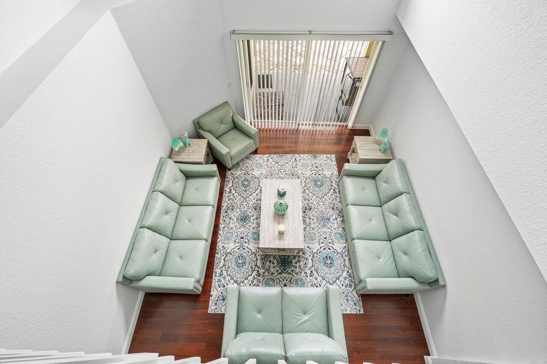 Active With Contract: $3,500 (4 beds, 3 baths, 2208 Square Feet)