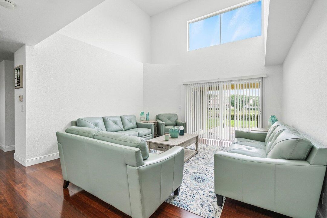 Active With Contract: $3,500 (4 beds, 3 baths, 2208 Square Feet)