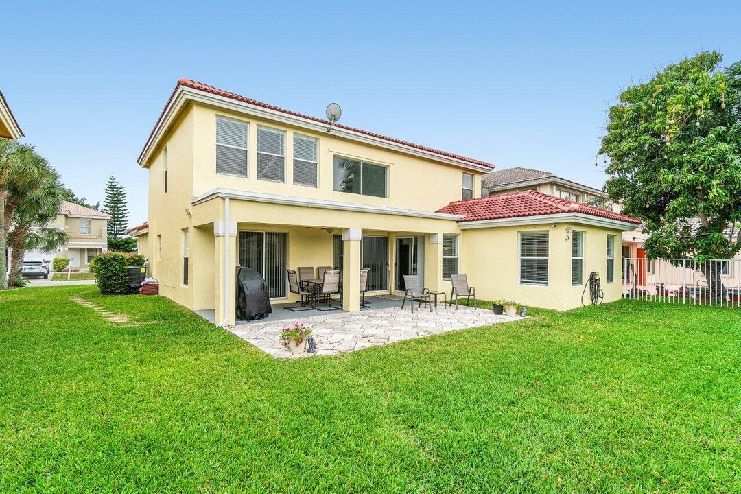 Active With Contract: $3,500 (4 beds, 3 baths, 2208 Square Feet)