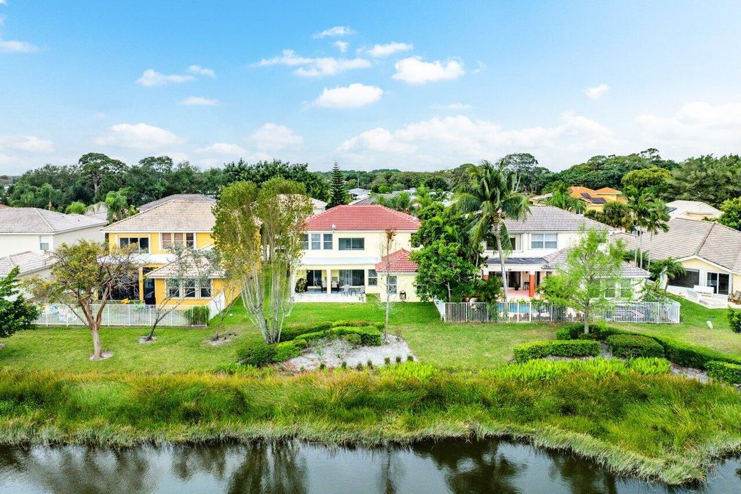 Active With Contract: $3,500 (4 beds, 3 baths, 2208 Square Feet)