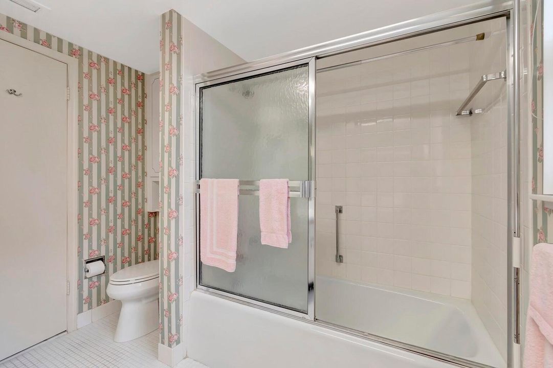 For Sale: $860,000 (2 beds, 2 baths, 1760 Square Feet)