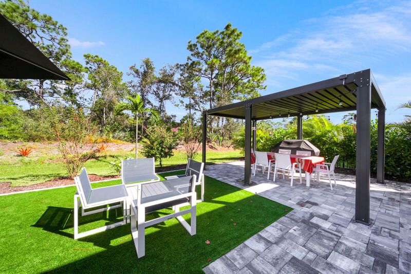 For Sale: $650,000 (3 beds, 3 baths, 2289 Square Feet)