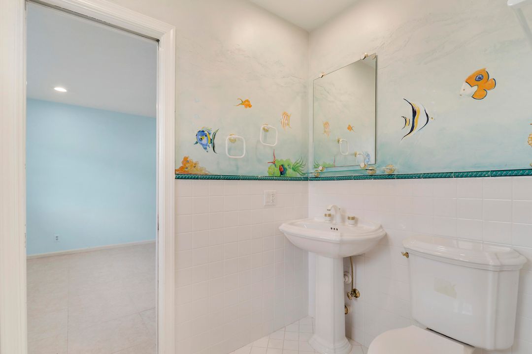 待售: $3,100,000 (4 贝兹, 3 浴室, 3921 平方英尺)