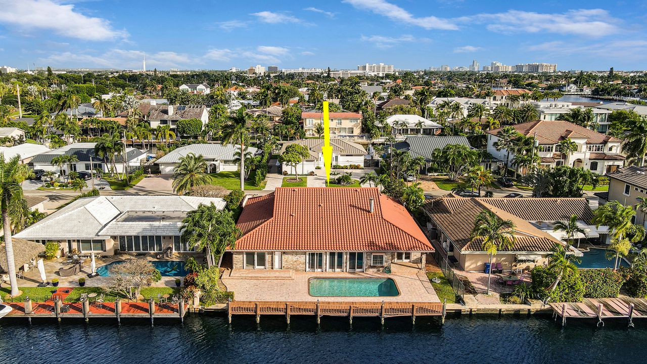 待售: $3,100,000 (4 贝兹, 3 浴室, 3921 平方英尺)