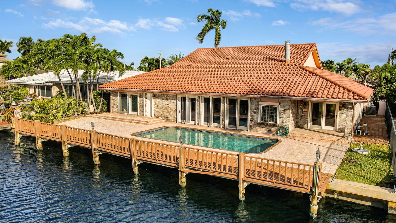 待售: $3,100,000 (4 贝兹, 3 浴室, 3921 平方英尺)