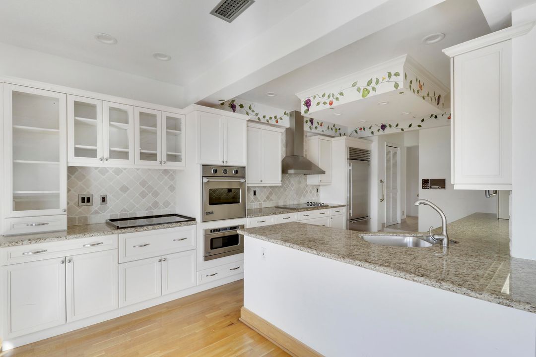 待售: $3,100,000 (4 贝兹, 3 浴室, 3921 平方英尺)