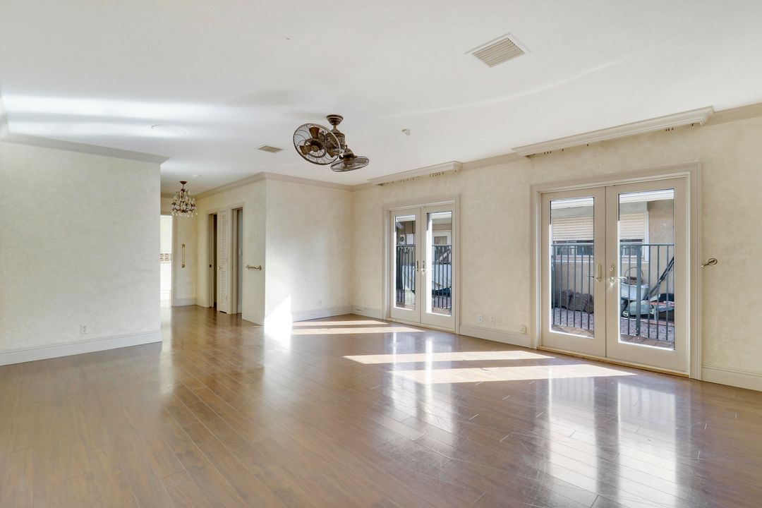 待售: $3,100,000 (4 贝兹, 3 浴室, 3921 平方英尺)