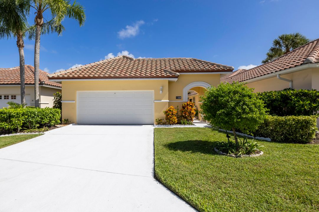 For Sale: $648,500 (3 beds, 2 baths, 1647 Square Feet)