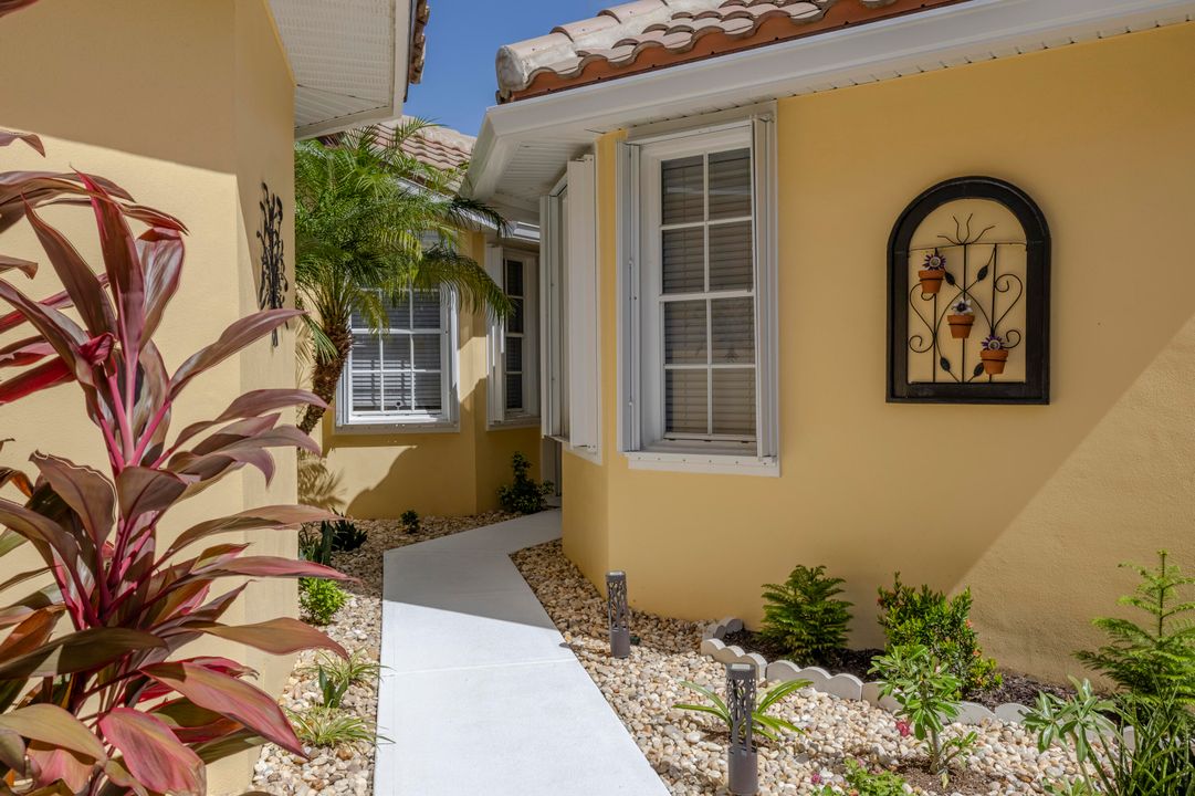 For Sale: $648,500 (3 beds, 2 baths, 1647 Square Feet)