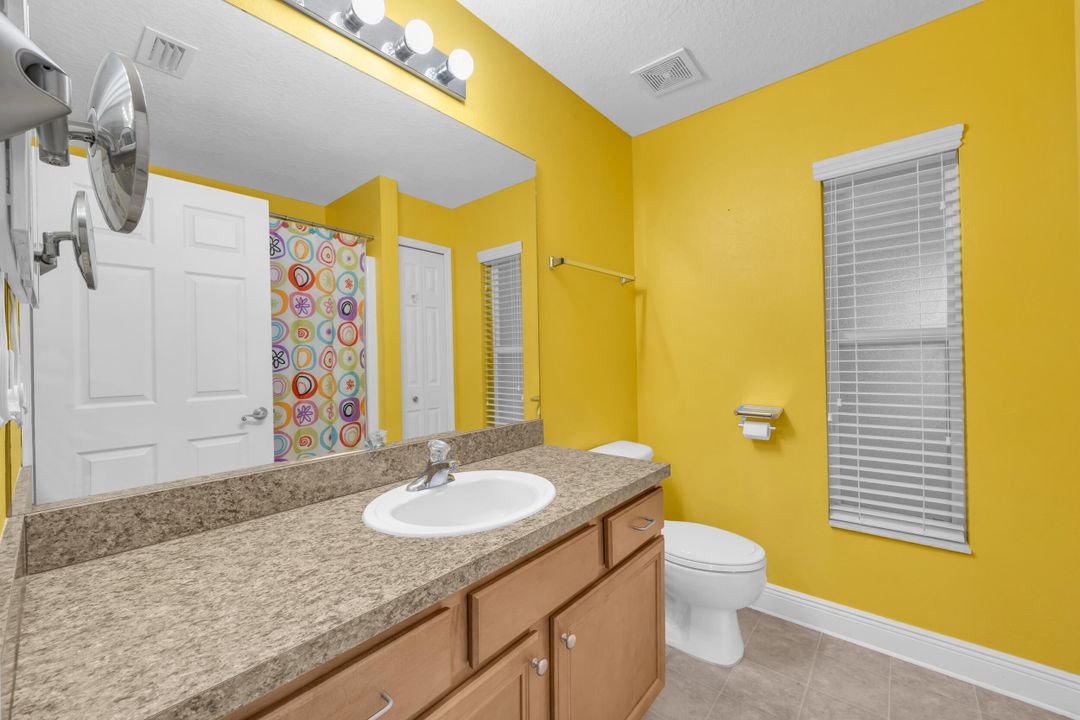 Activo con contrato: $425,000 (3 camas, 2 baños, 2226 Pies cuadrados)