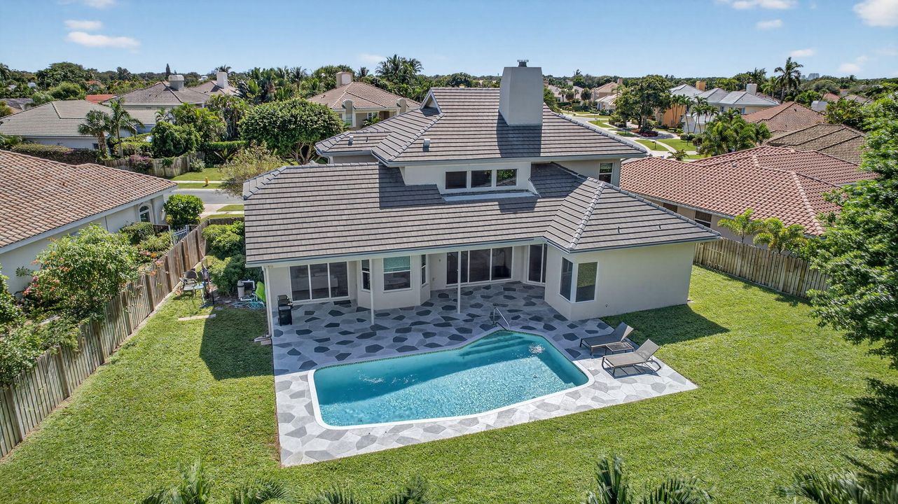 For Sale: $1,695,000 (5 beds, 4 baths, 3978 Square Feet)