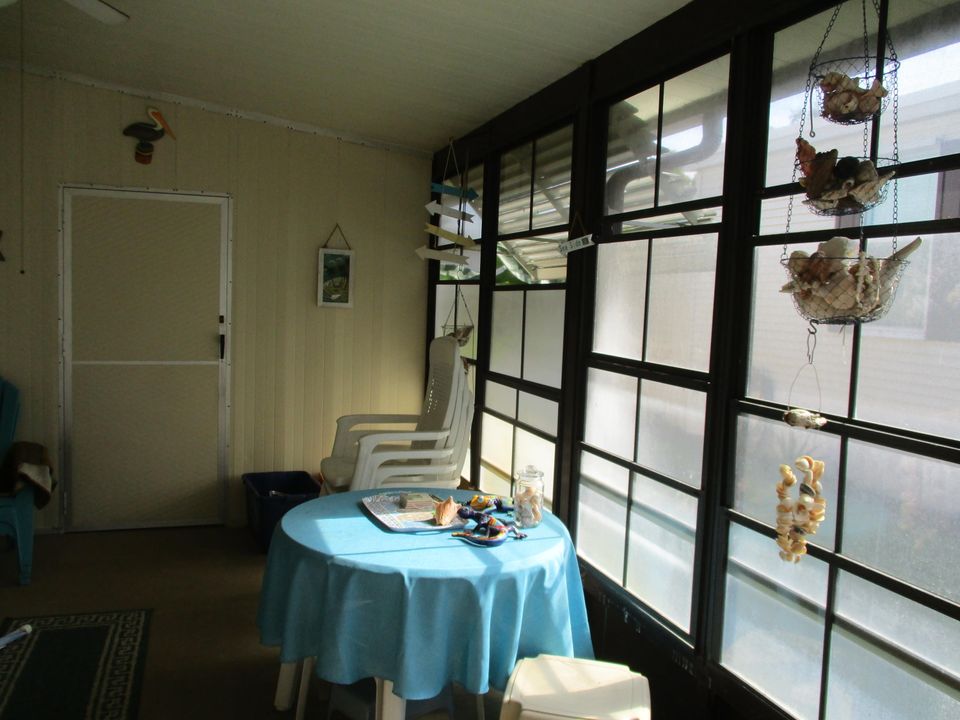 For Rent: $1,800 (2 beds, 2 baths, 1186 Square Feet)