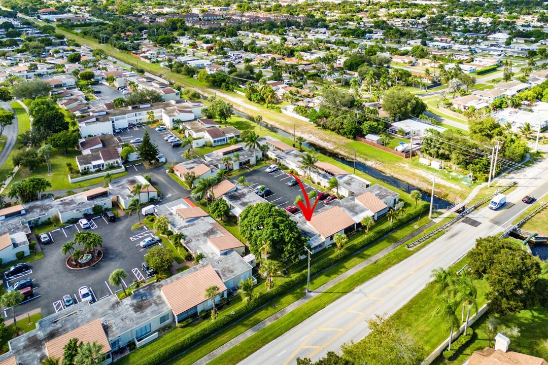 合同活跃: $147,000 (2 贝兹, 2 浴室, 1103 平方英尺)