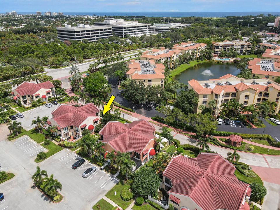 Под контрактом: $3,000 (2 спален, 2 ванн, 1556 Квадратных фут)