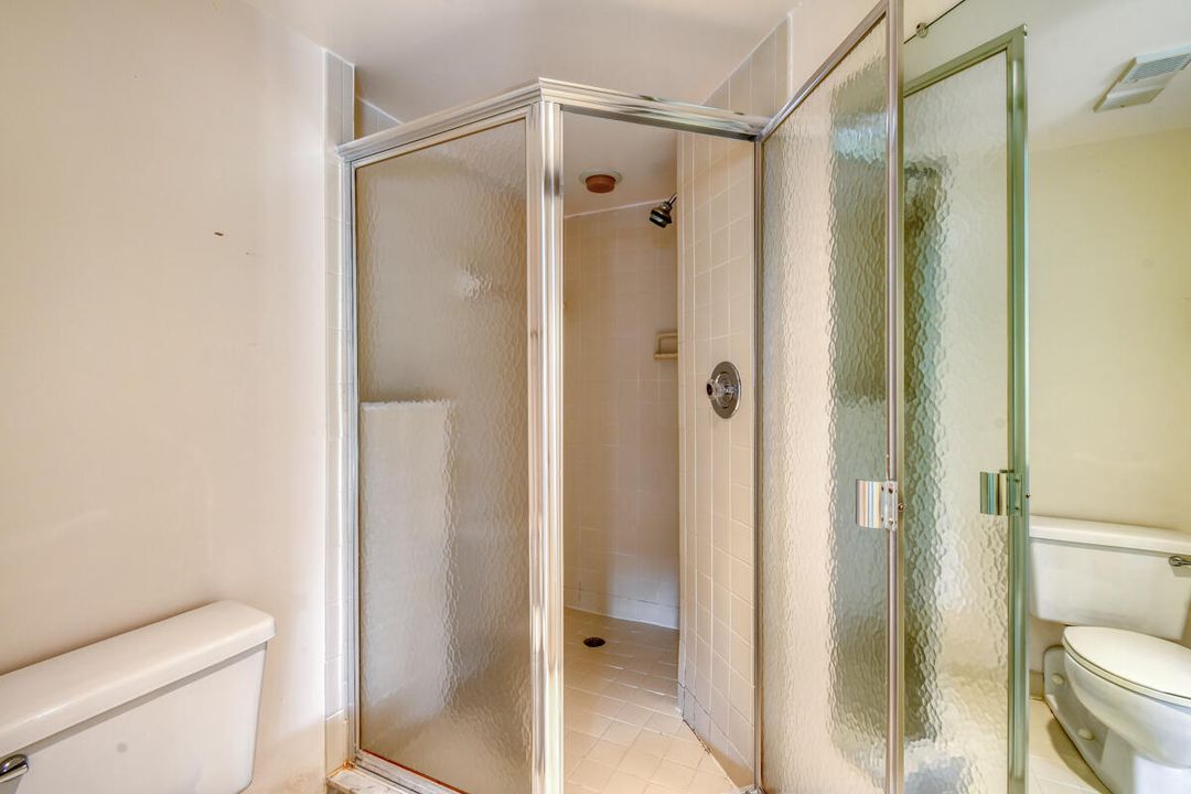 Под контрактом: $3,000 (2 спален, 2 ванн, 1556 Квадратных фут)