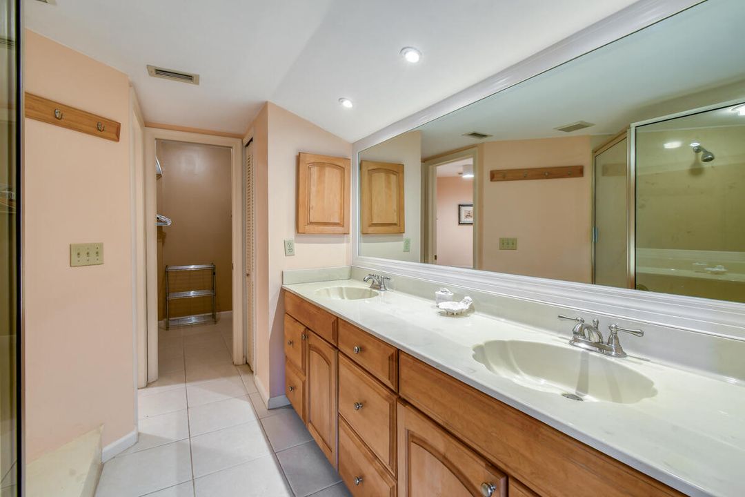 Под контрактом: $3,000 (2 спален, 2 ванн, 1556 Квадратных фут)