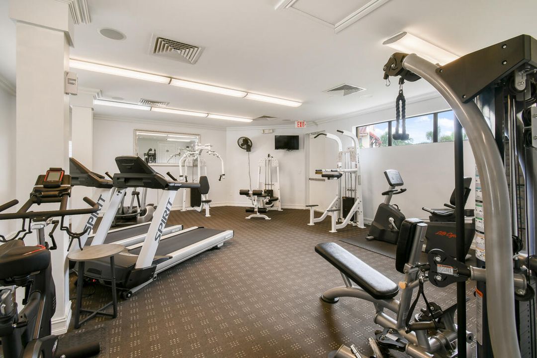 Под контрактом: $3,000 (2 спален, 2 ванн, 1556 Квадратных фут)