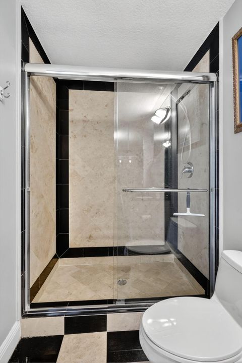 For Sale: $379,900 (2 beds, 2 baths, 1345 Square Feet)