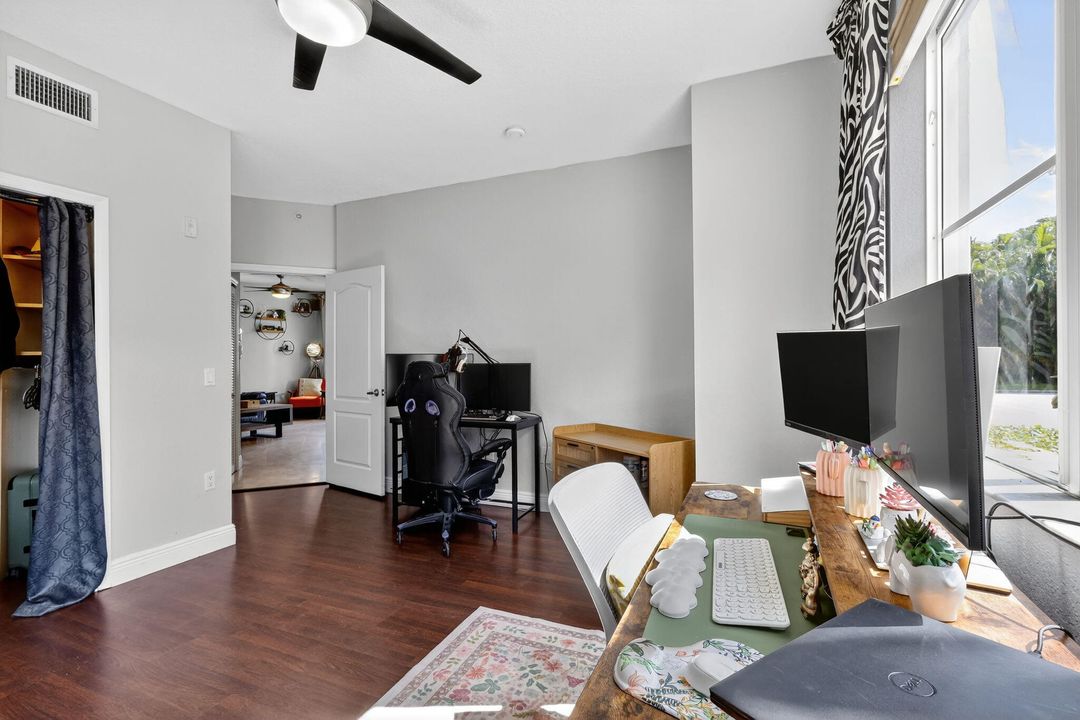 For Sale: $379,900 (2 beds, 2 baths, 1345 Square Feet)