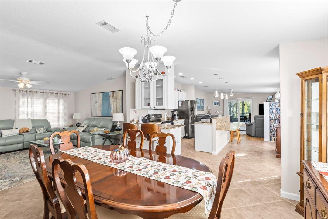 For Sale: $189,000 (3 beds, 2 baths, 1786 Square Feet)