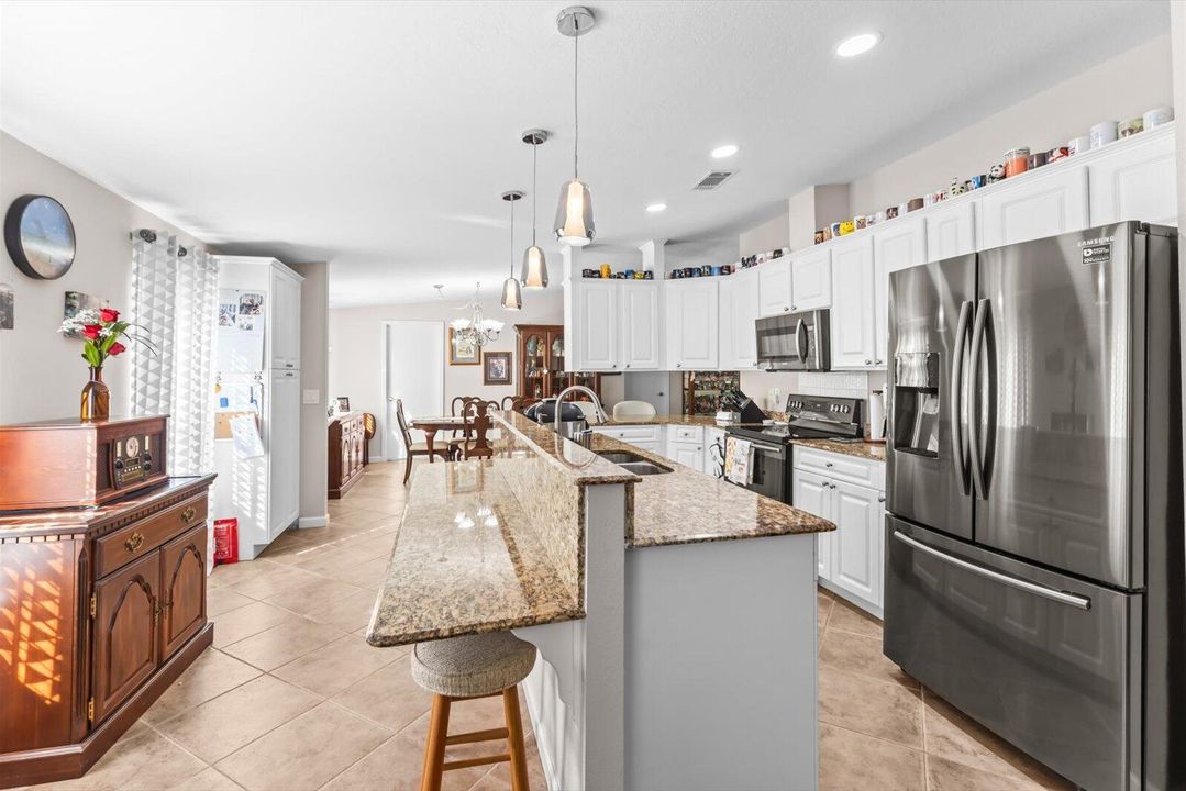 For Sale: $189,000 (3 beds, 2 baths, 1786 Square Feet)