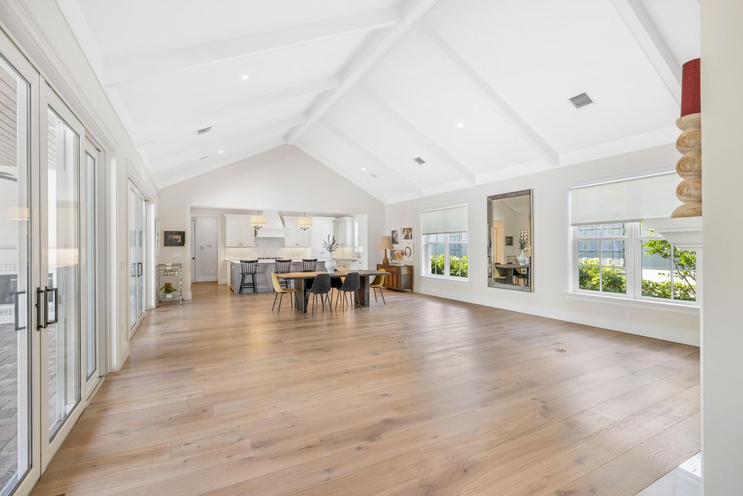 For Sale: $2,450,000 (4 beds, 4 baths, 3532 Square Feet)