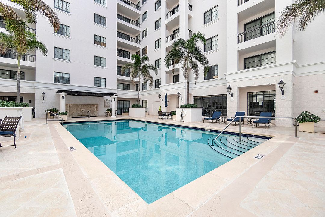 Active With Contract: $4,000 (2 beds, 2 baths, 1058 Square Feet)