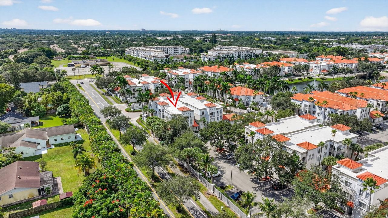 For Sale: $379,900 (2 beds, 2 baths, 1345 Square Feet)