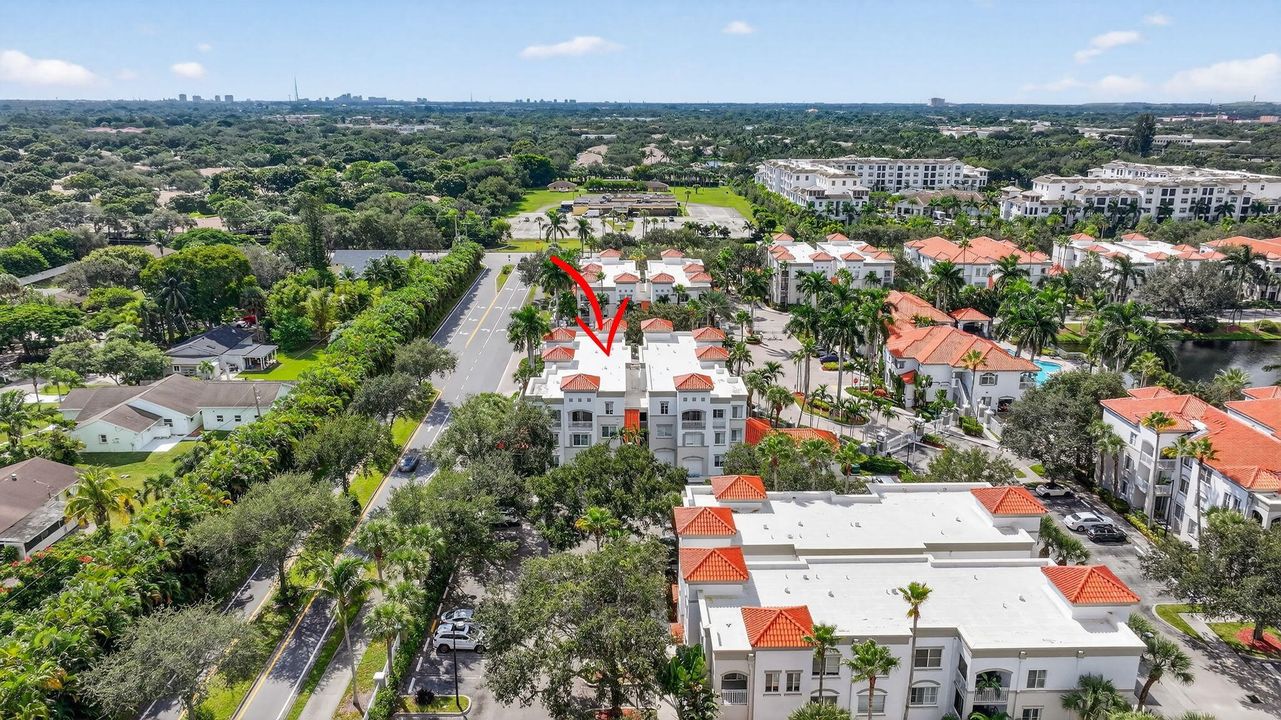 For Sale: $379,900 (2 beds, 2 baths, 1345 Square Feet)