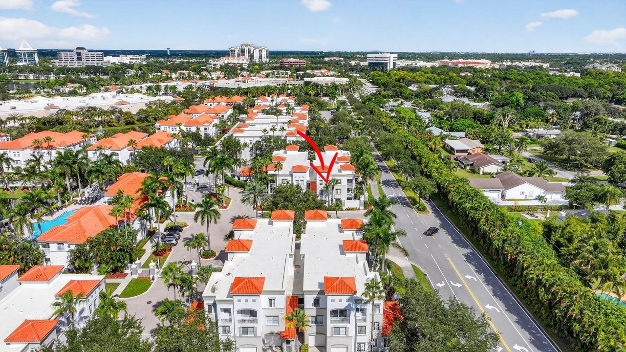 For Sale: $379,900 (2 beds, 2 baths, 1345 Square Feet)