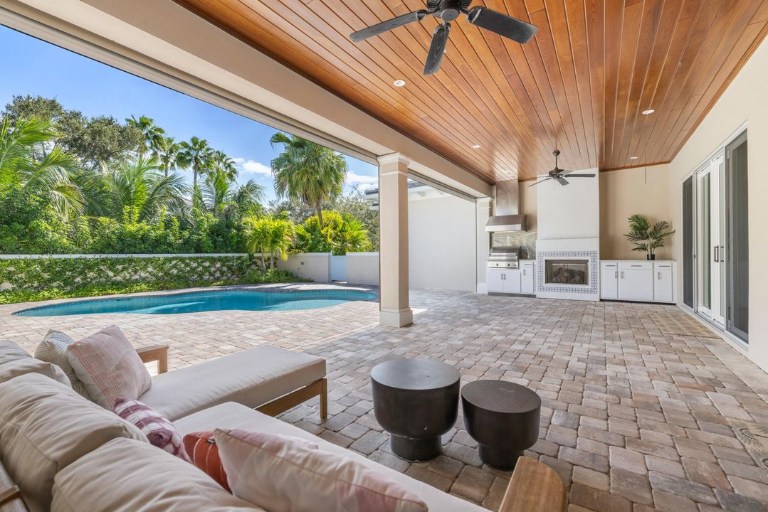 For Sale: $2,450,000 (4 beds, 4 baths, 3532 Square Feet)