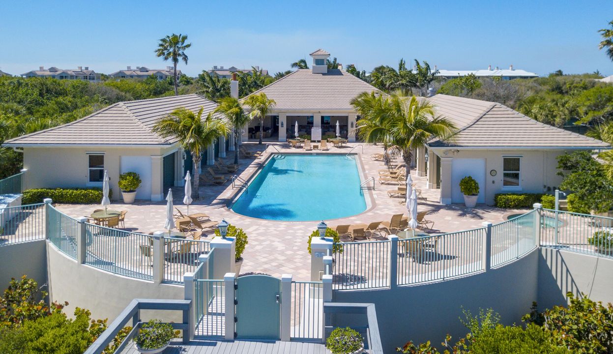 For Sale: $2,450,000 (4 beds, 4 baths, 3532 Square Feet)