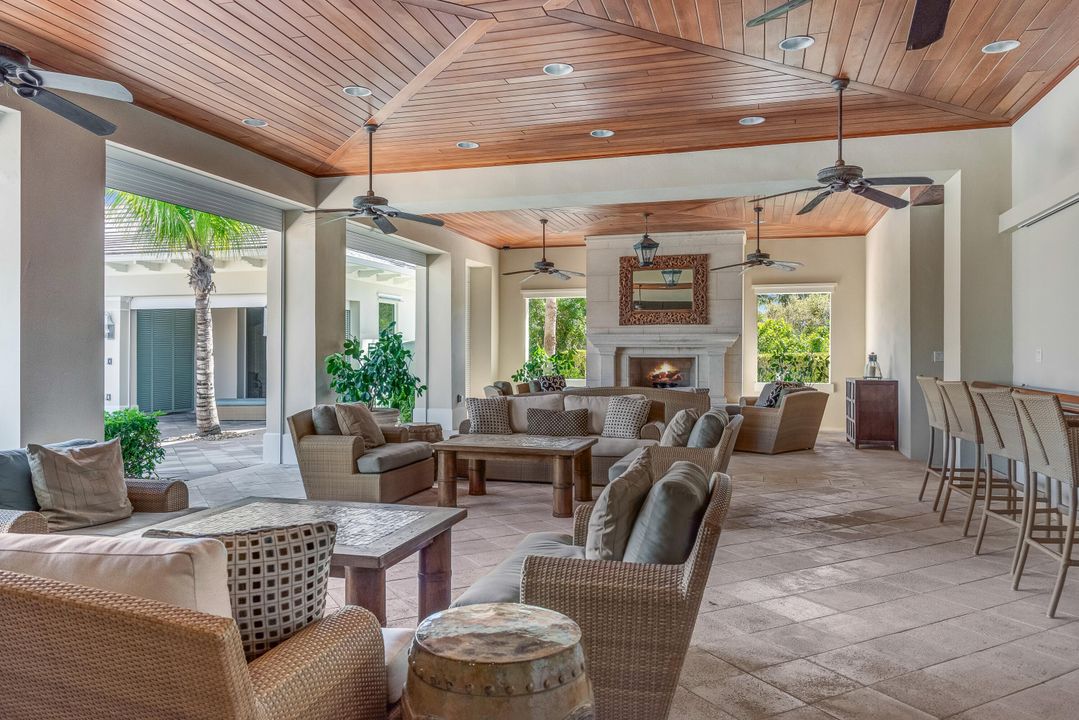 For Sale: $2,450,000 (4 beds, 4 baths, 3532 Square Feet)