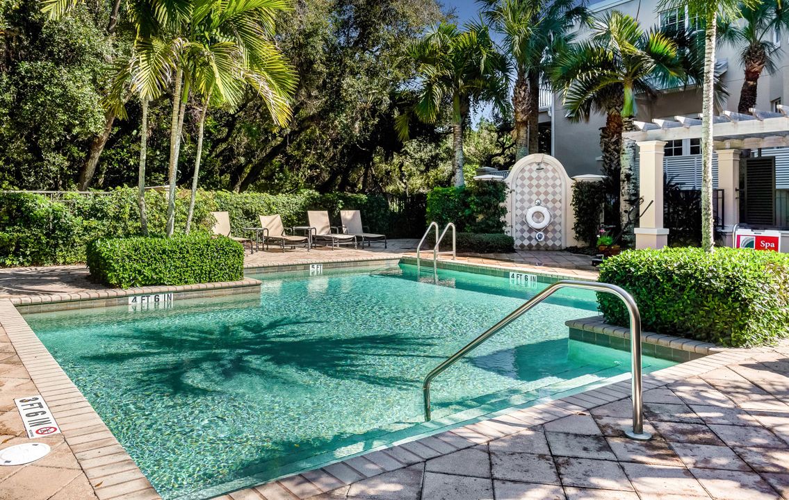 For Sale: $2,450,000 (4 beds, 4 baths, 3532 Square Feet)