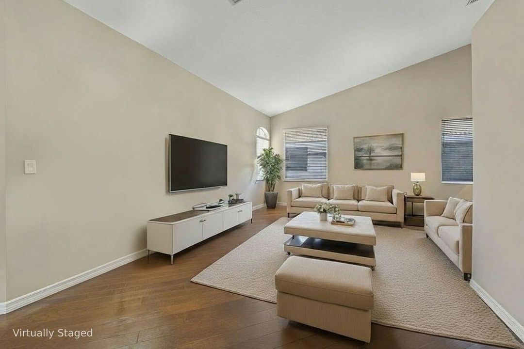 Activo con contrato: $450,000 (3 camas, 2 baños, 1778 Pies cuadrados)