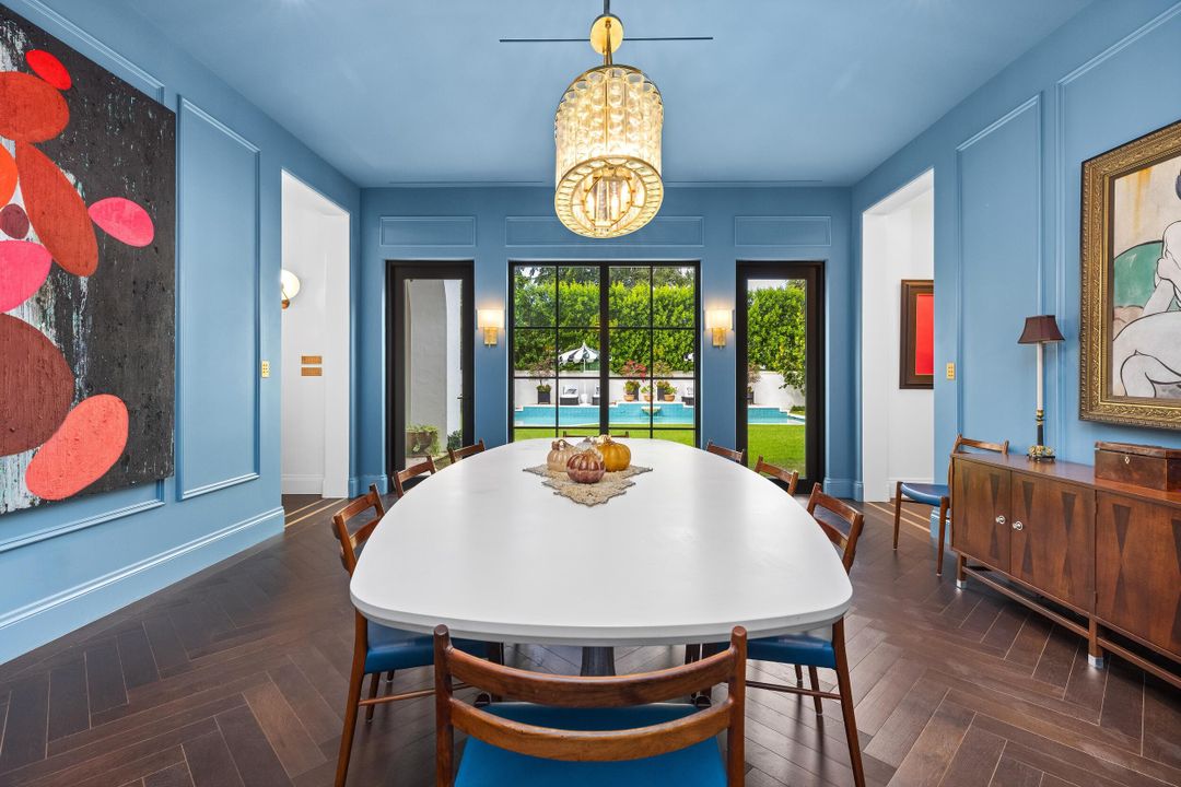 For Sale: $24,900,000 (6 beds, 7 baths, 5467 Square Feet)