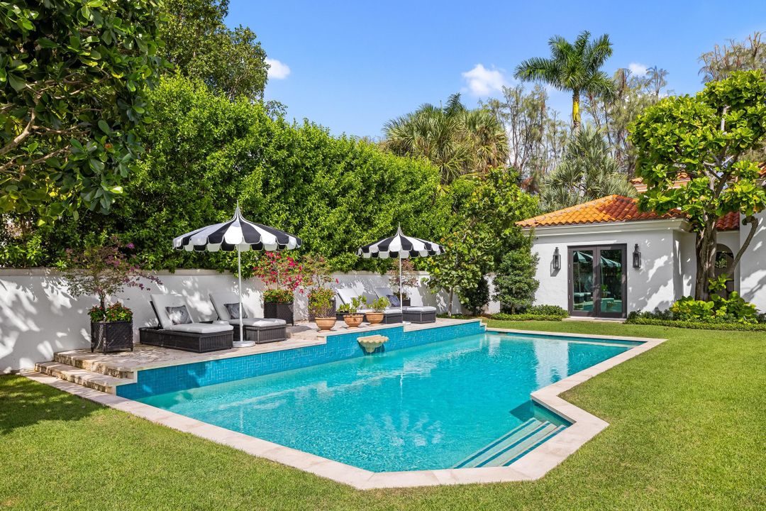 For Sale: $24,900,000 (6 beds, 7 baths, 5467 Square Feet)