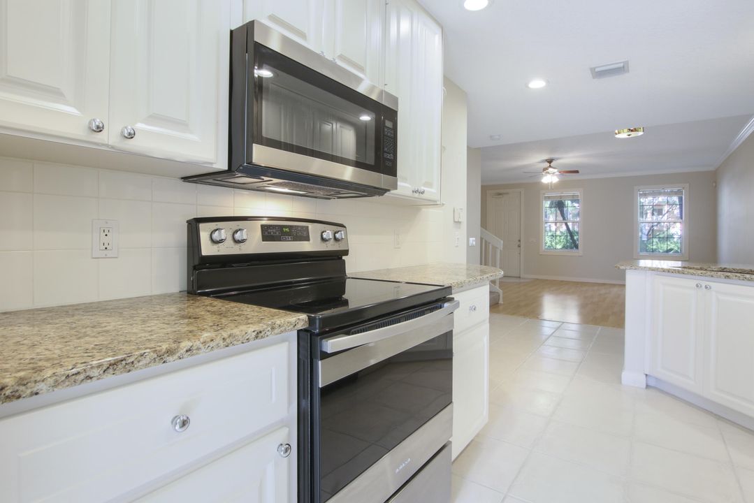 For Sale: $524,900 (3 beds, 2 baths, 1670 Square Feet)