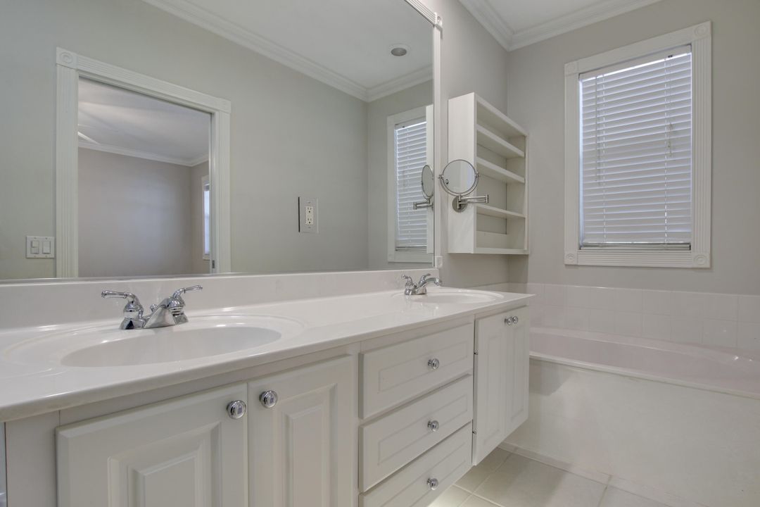 For Sale: $524,900 (3 beds, 2 baths, 1670 Square Feet)