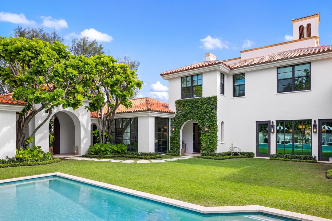 For Sale: $24,900,000 (6 beds, 7 baths, 5467 Square Feet)