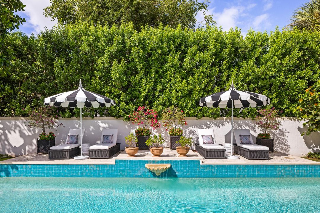 For Sale: $24,900,000 (6 beds, 7 baths, 5467 Square Feet)