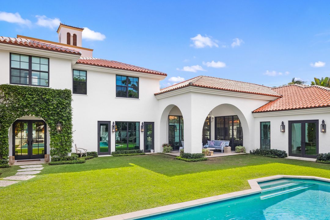 For Sale: $24,900,000 (6 beds, 7 baths, 5467 Square Feet)