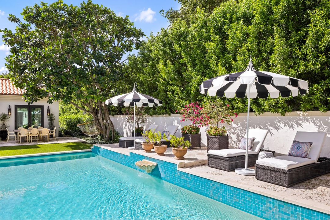 For Sale: $24,900,000 (6 beds, 7 baths, 5467 Square Feet)