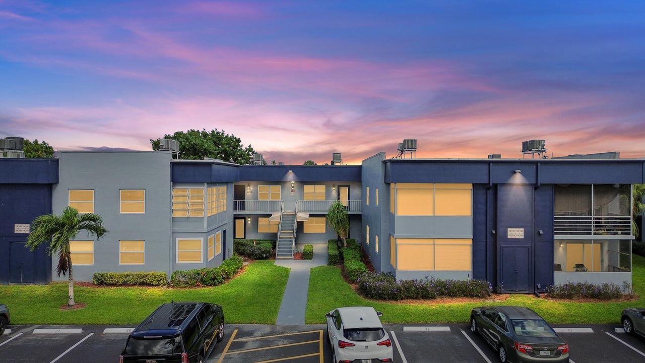 Active With Contract: $69,999 (1 beds, 1 baths, 760 Square Feet)