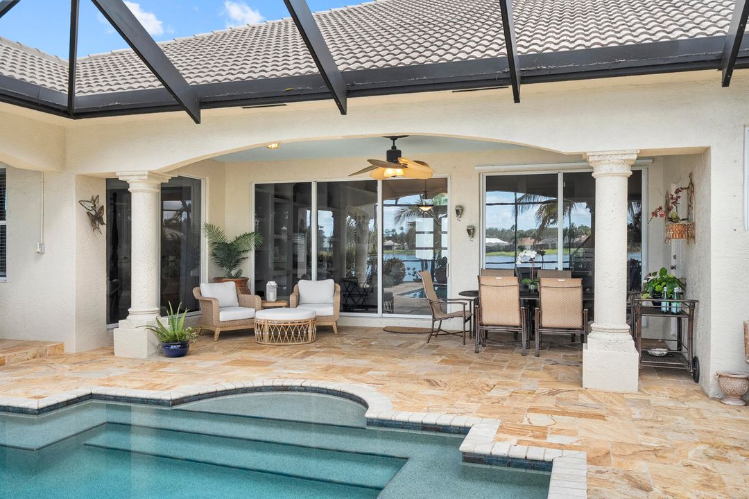 Activo con contrato: $680,000 (4 camas, 3 baños, 2814 Pies cuadrados)