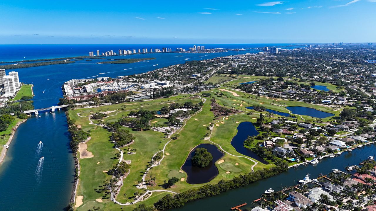 待售: $425,000 (2 贝兹, 2 浴室, 1440 平方英尺)