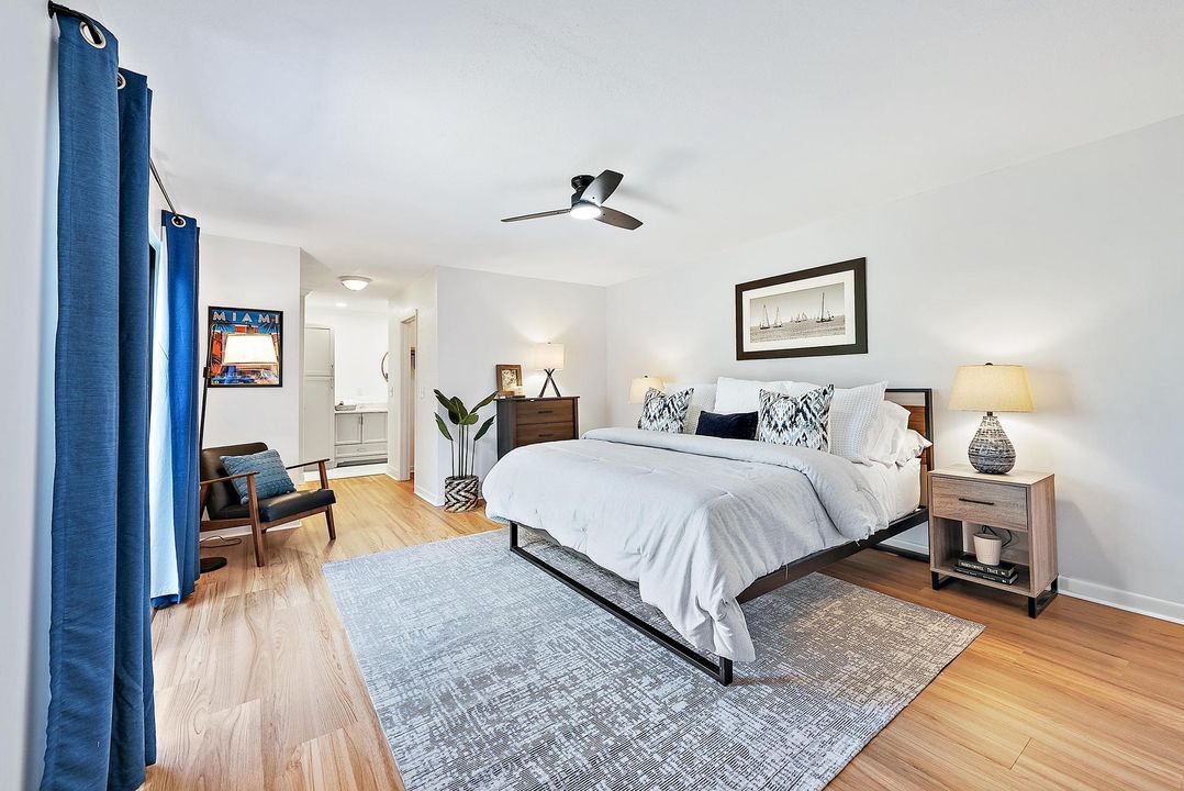 For Sale: $675,000 (2 beds, 2 baths, 1708 Square Feet)