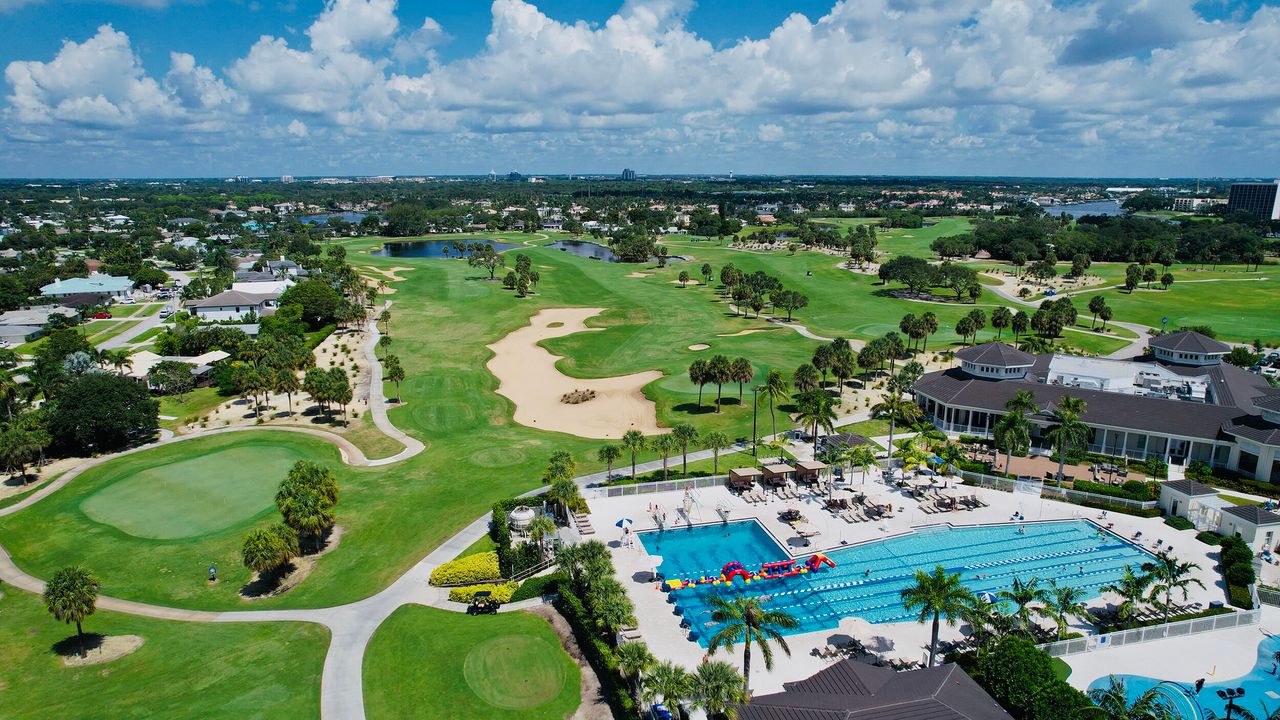 待售: $425,000 (2 贝兹, 2 浴室, 1440 平方英尺)