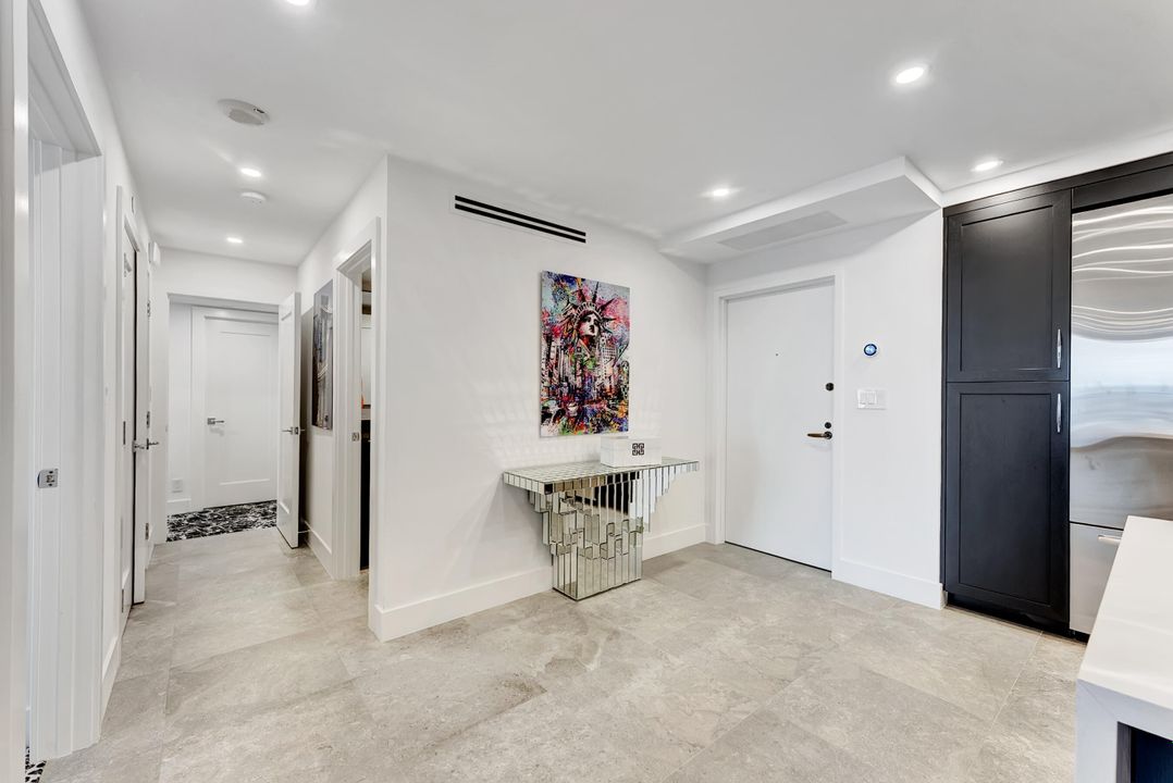 For Sale: $1,395,000 (2 beds, 2 baths, 1500 Square Feet)